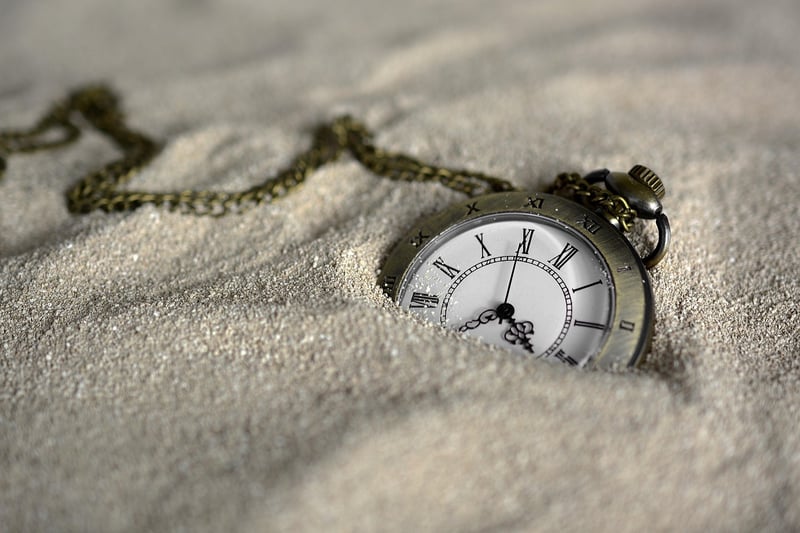 Time Hopper Clock